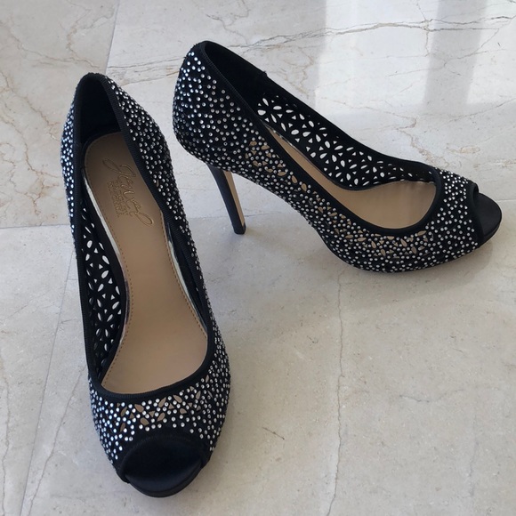 BADGLEY MISCHKA NEVER WORN BLACK SATIN JEWEL PUMPS - Picture 2 of 6